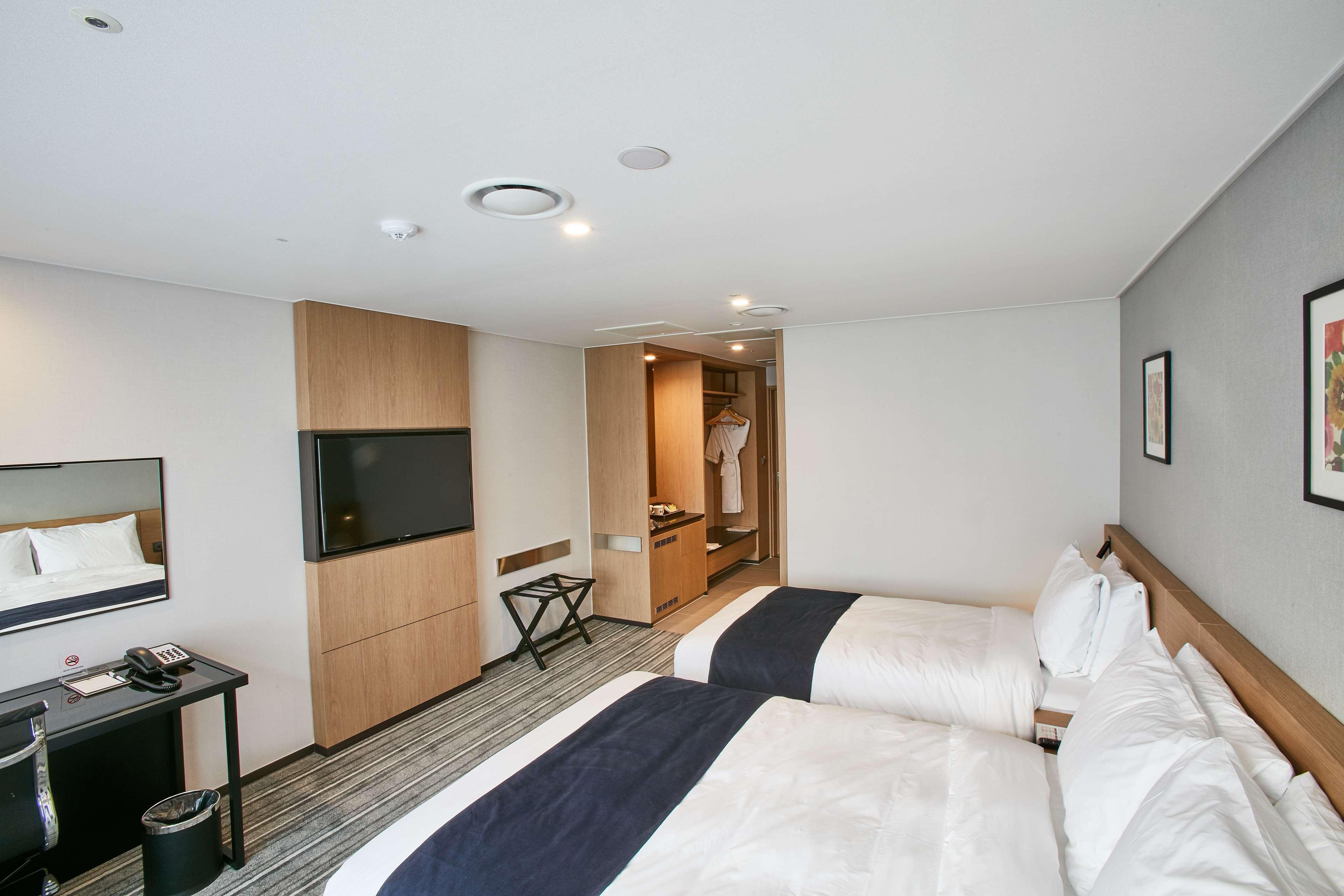 Best Western Plus Elmendorf Hotel San Antonio Hotel Bagian luar foto